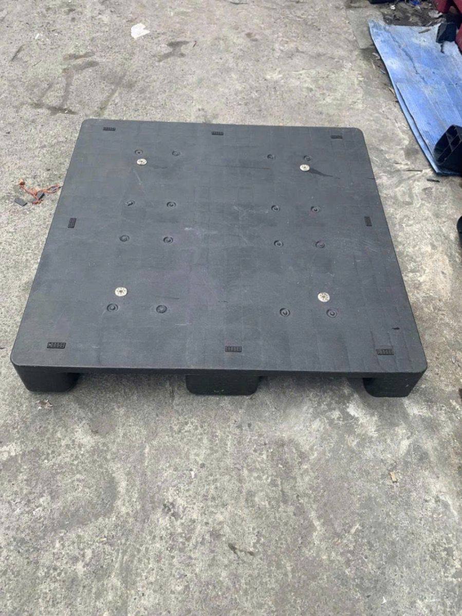 Pallet nhựa Nhà Bè
