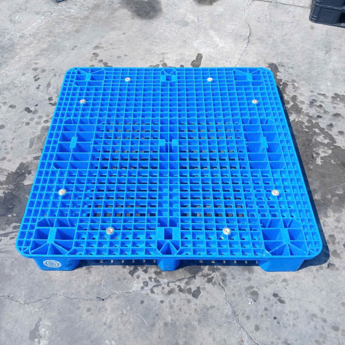  Pallet nhựa Dĩ An