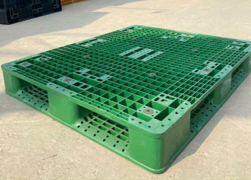 pallet nhựa Nhơn Trạch
