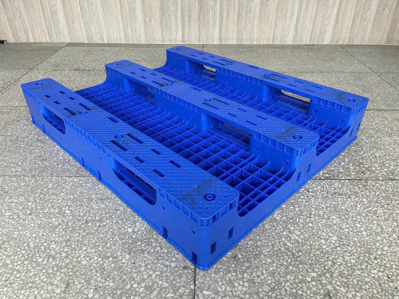 pallet nhựa Trảng Bom