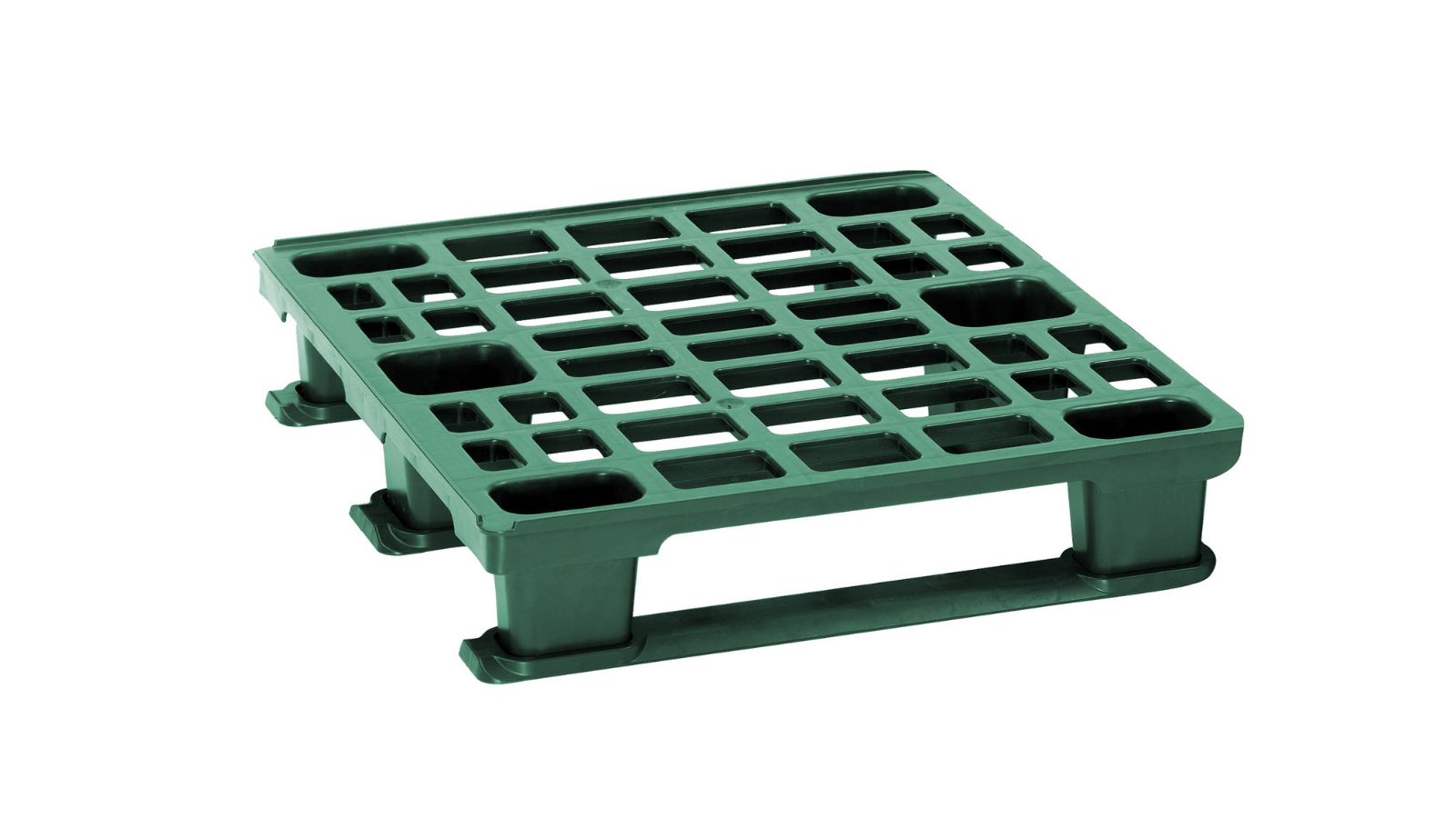 Pallet nhựa cũ còn nguyên vẹn